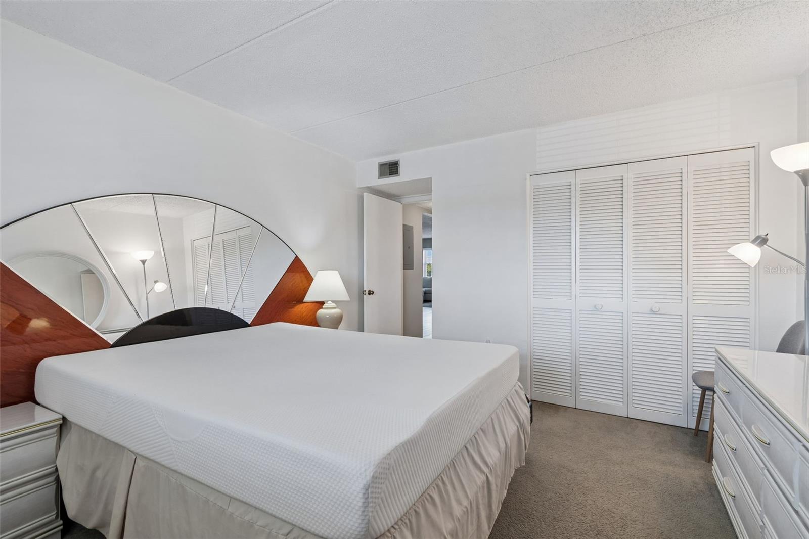 OAKHURST GARDEN APTS CONDO - Residential