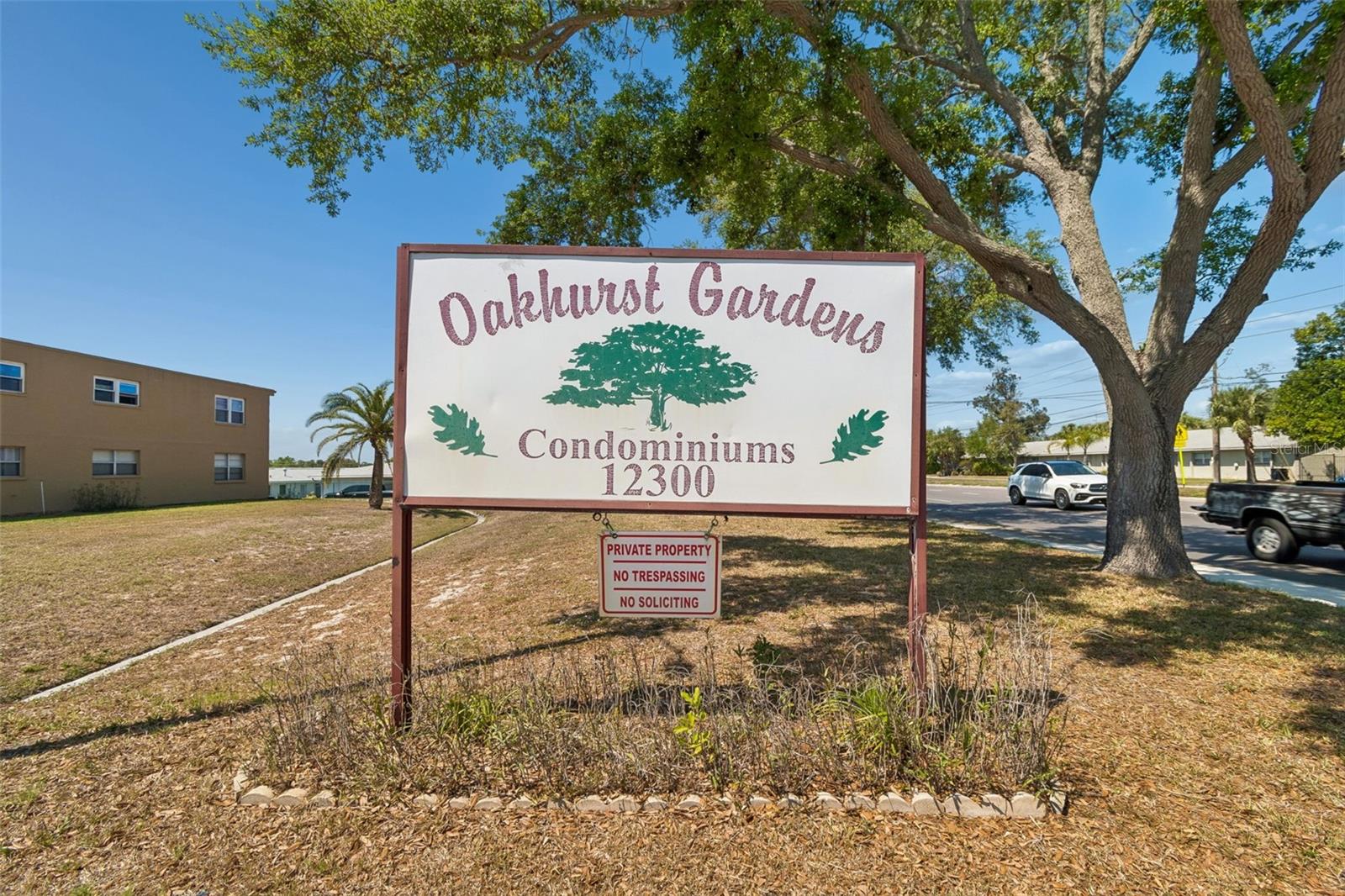 OAKHURST GARDEN APTS CONDO - Residential