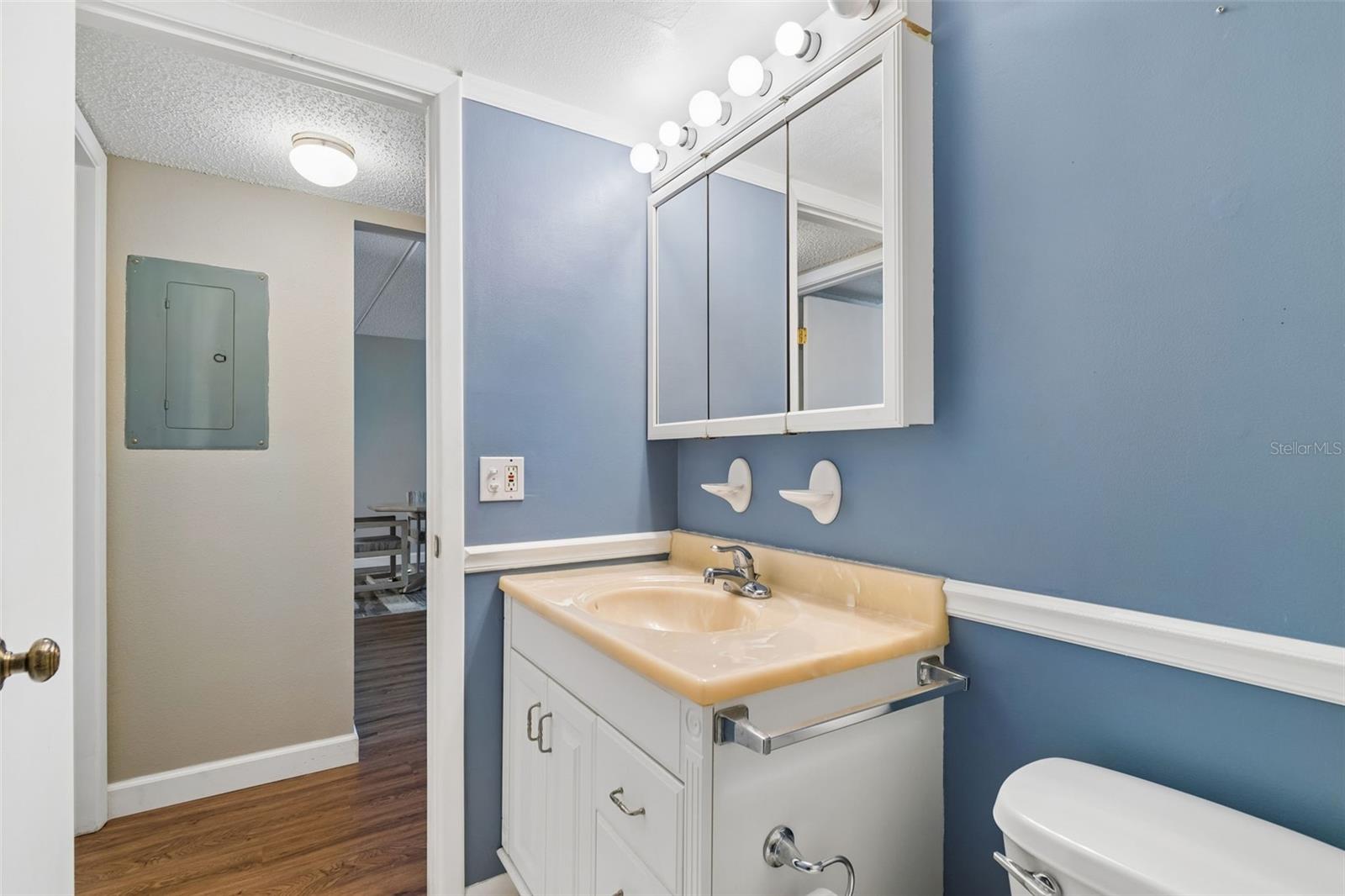 OAKHURST GARDEN APTS CONDO - Residential