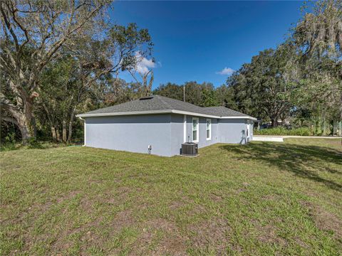 A home in LAKELAND