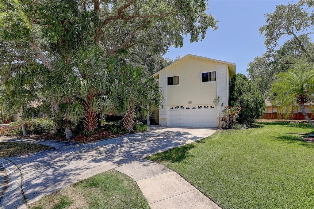 Photo of 4505 33rd Avenue W, Bradenton, FL 34209 (MLS # A4702028)