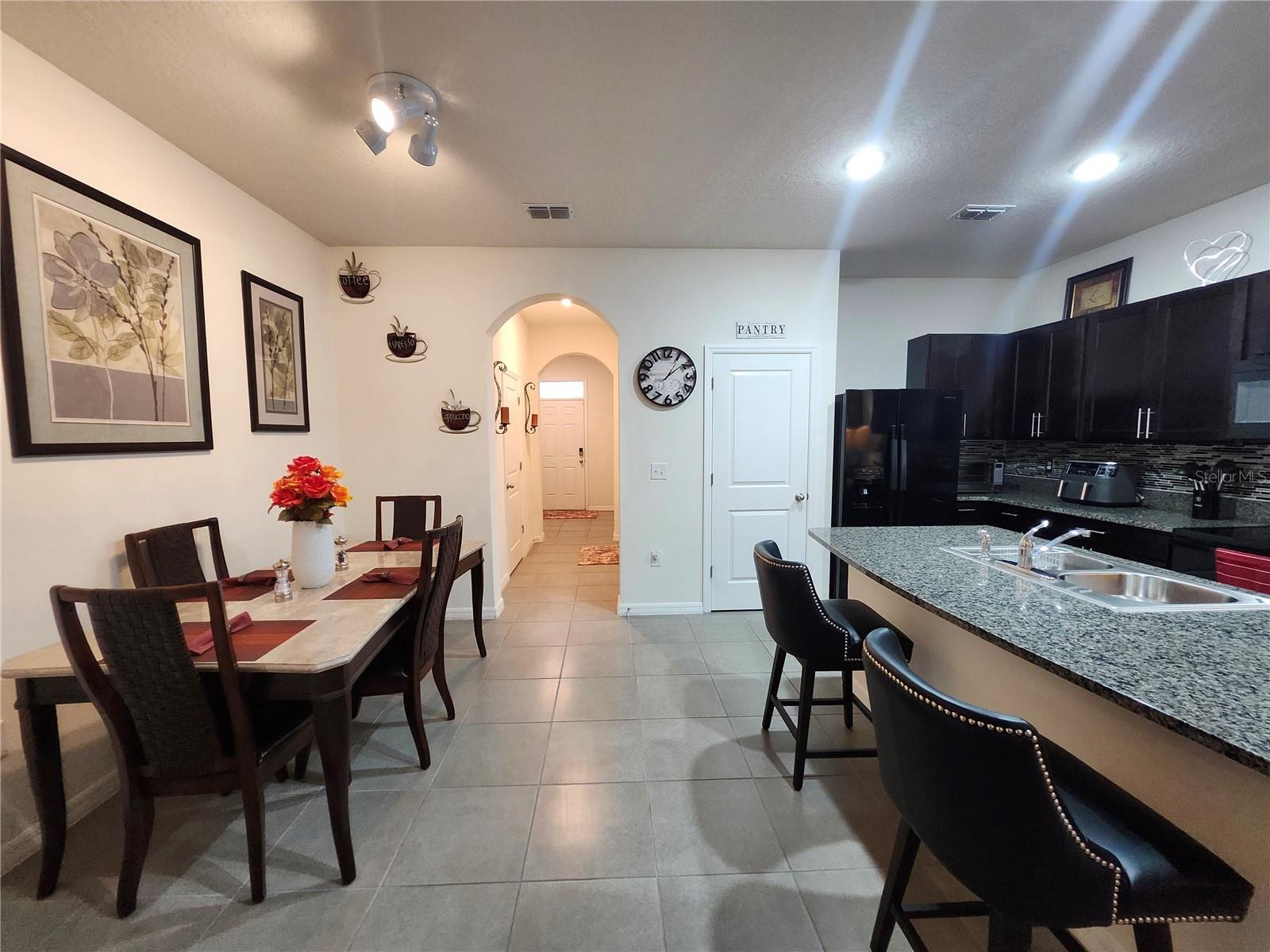 DISTRICT/BLOOMINGDALE - Residential