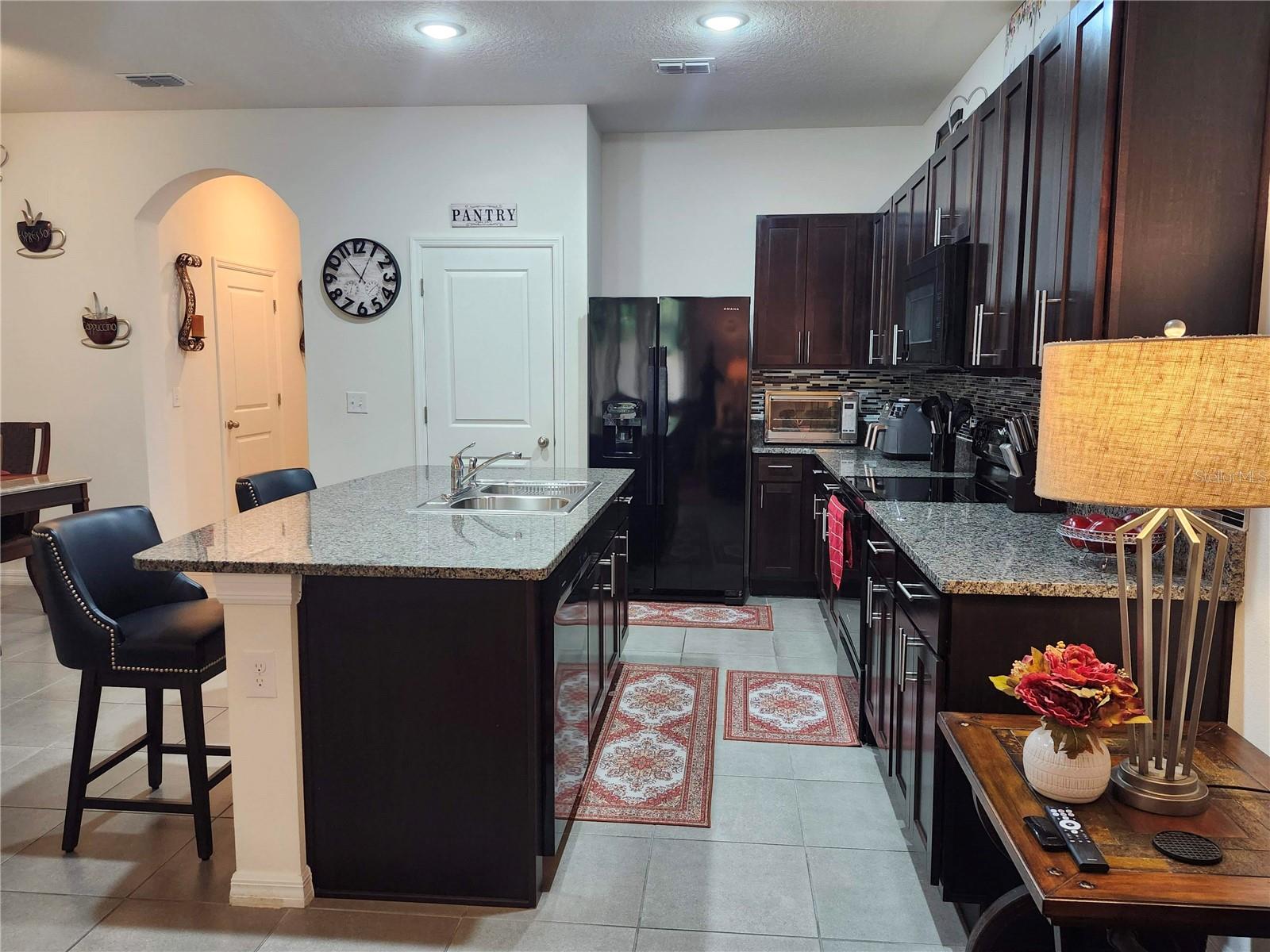 DISTRICT/BLOOMINGDALE - Residential