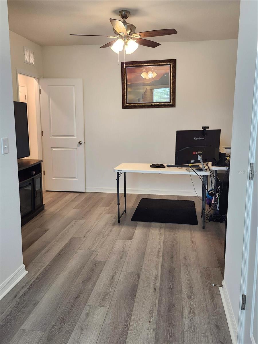 DISTRICT/BLOOMINGDALE - Residential