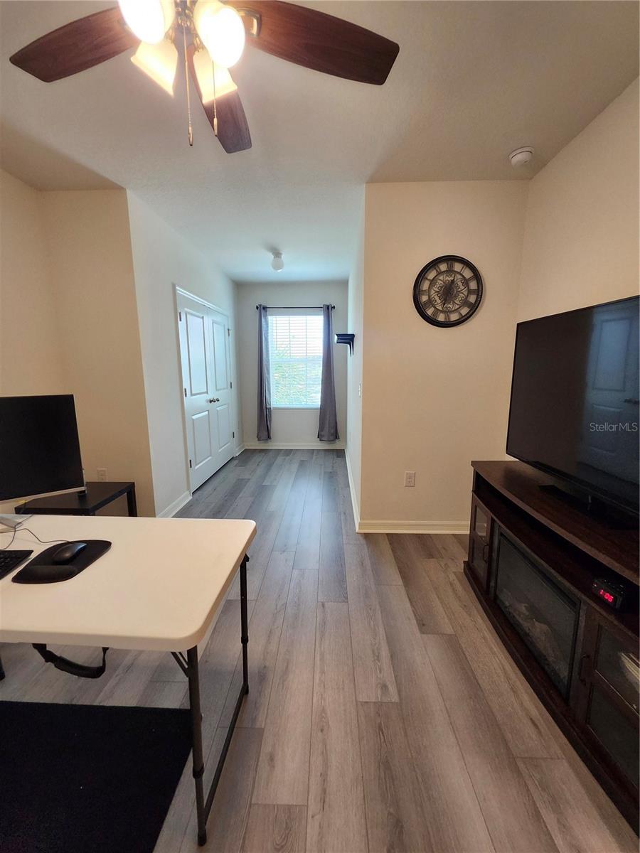 DISTRICT/BLOOMINGDALE - Residential