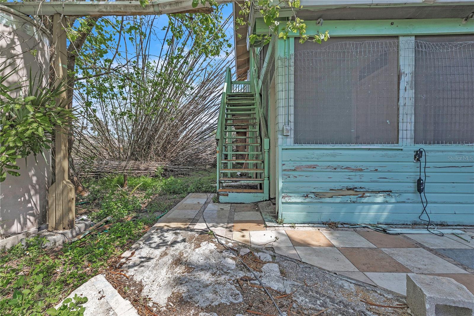 WARM MINERAL SPGS - Residential