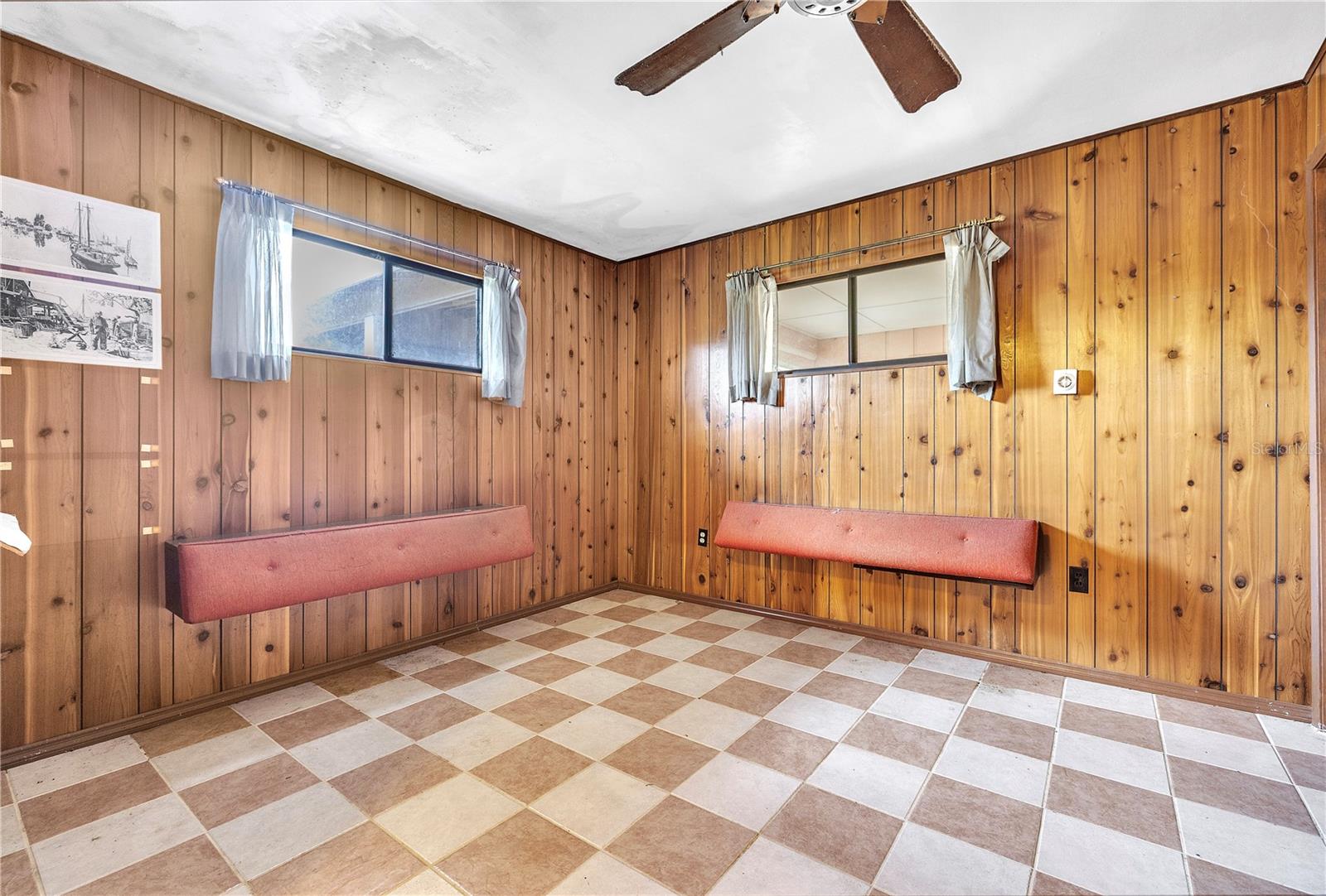 WARM MINERAL SPGS - Residential