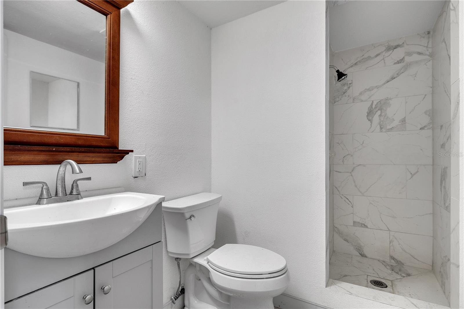 WARM MINERAL SPGS - Residential