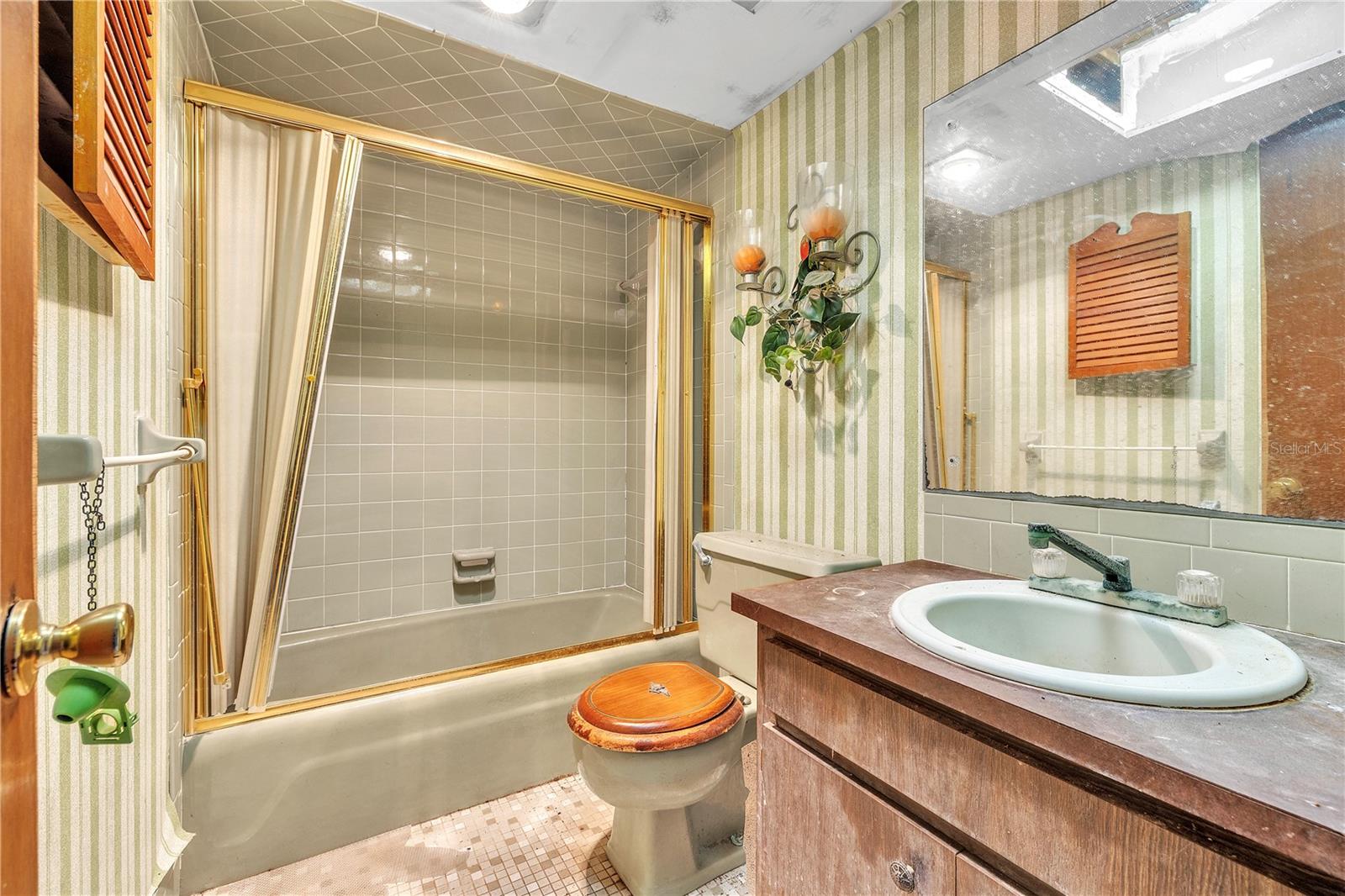 WARM MINERAL SPGS - Residential