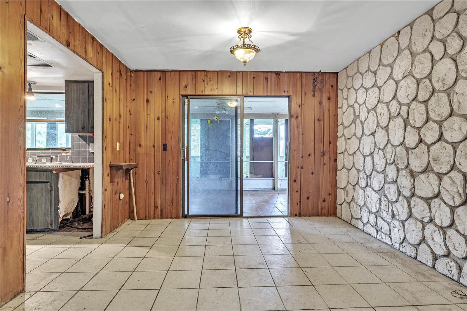 WARM MINERAL SPGS - Residential