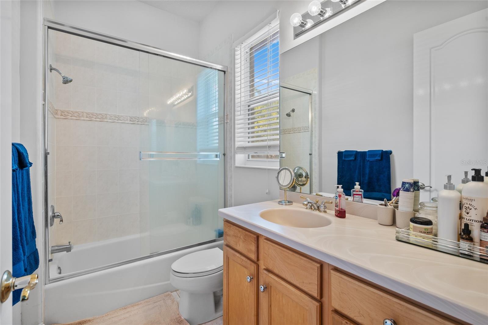 PELICAN BAY ESTATES AT SKIMMER POINT PH I - Residential