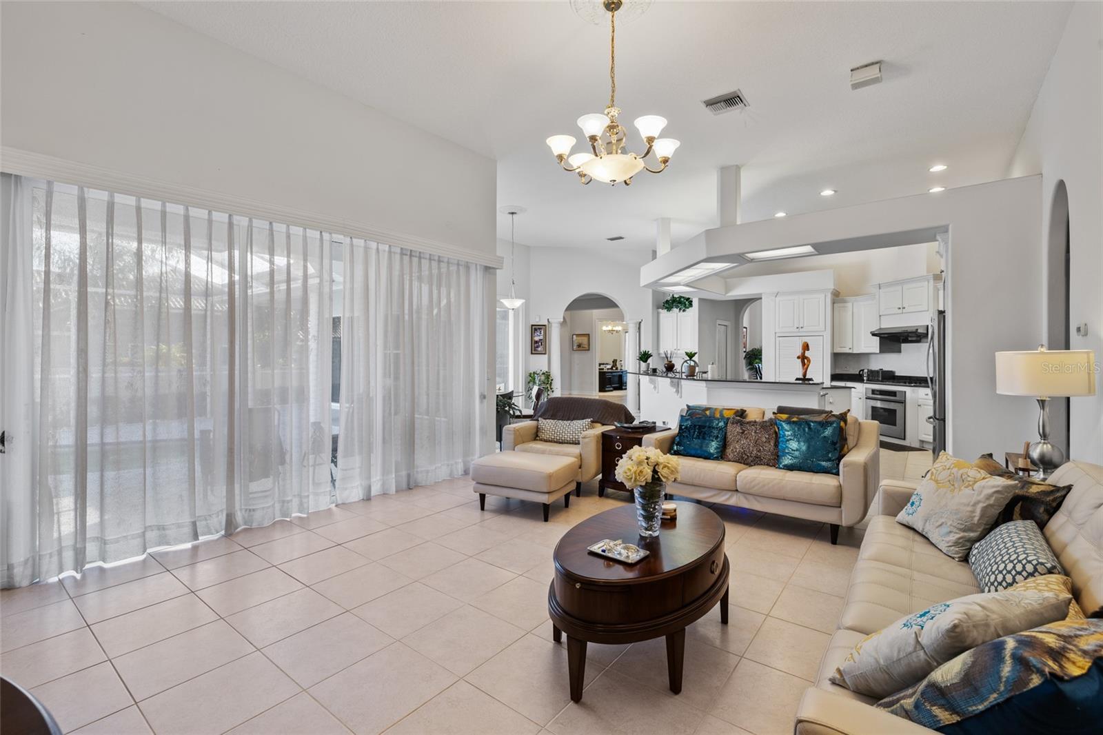 PELICAN BAY ESTATES AT SKIMMER POINT PH I - Residential