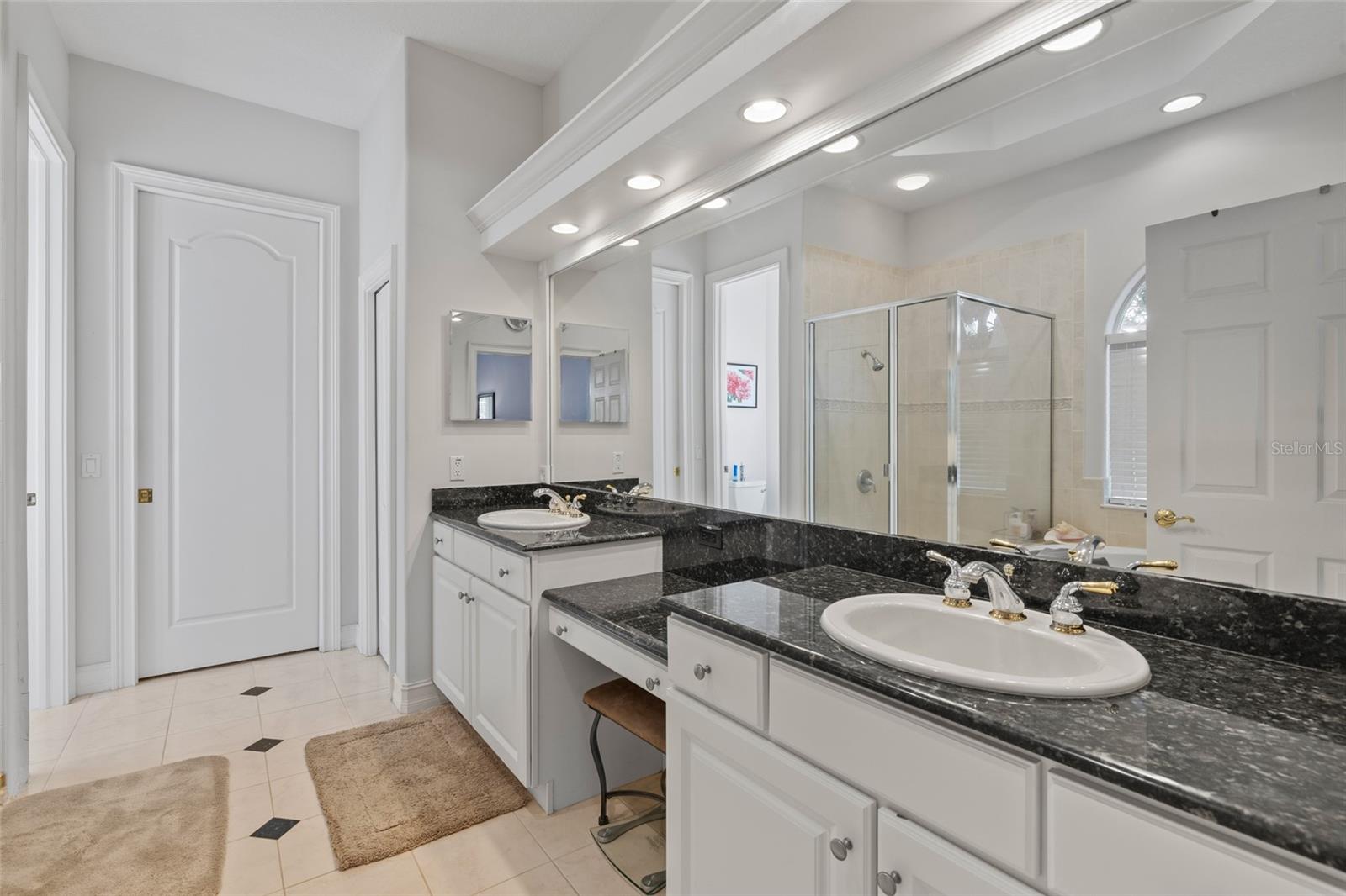 PELICAN BAY ESTATES AT SKIMMER POINT PH I - Residential