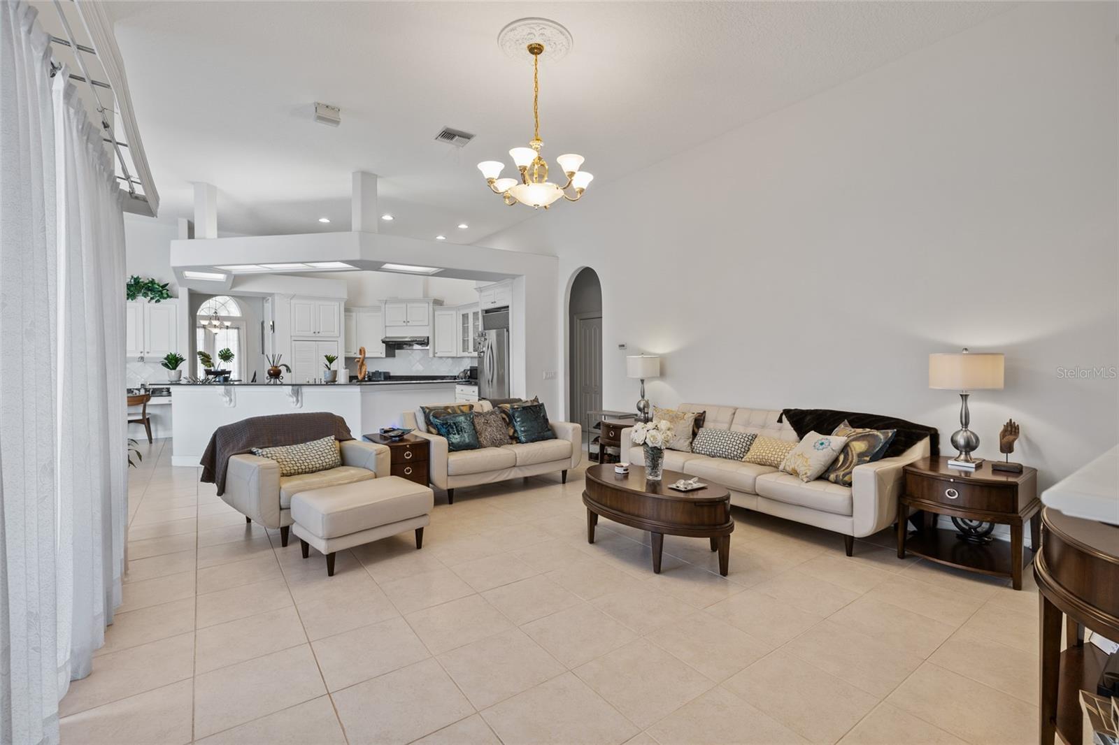 PELICAN BAY ESTATES AT SKIMMER POINT PH I - Residential