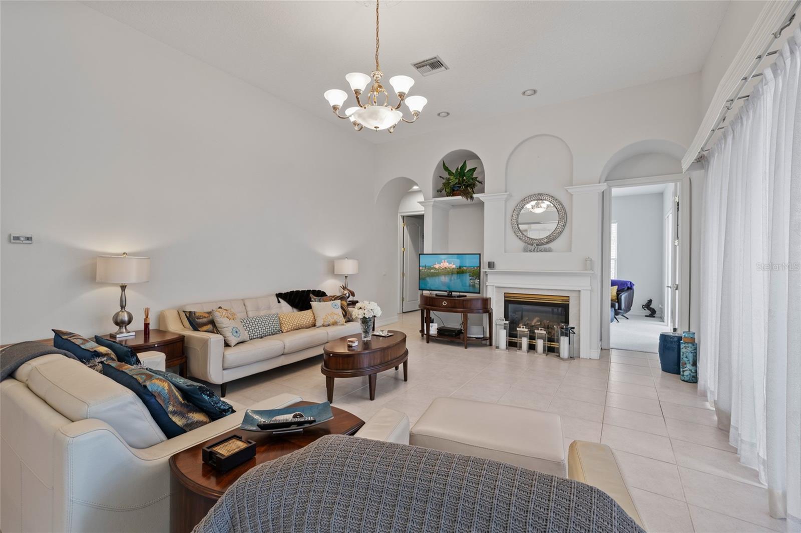 PELICAN BAY ESTATES AT SKIMMER POINT PH I - Residential