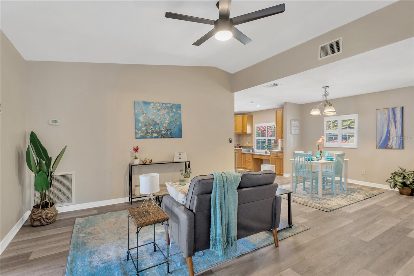 CRESCENT PARK - Residential