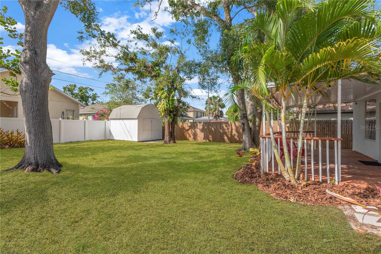 CRESCENT PARK - Residential