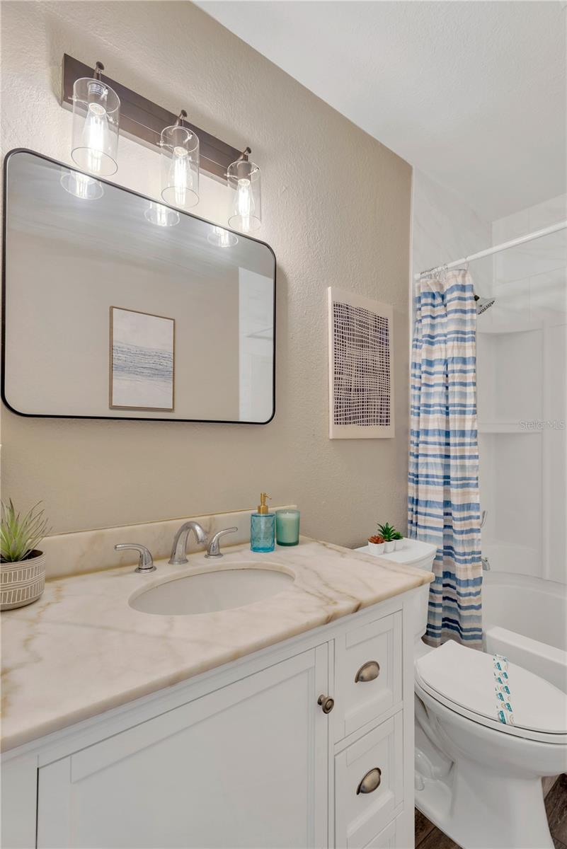 CRESCENT PARK - Residential