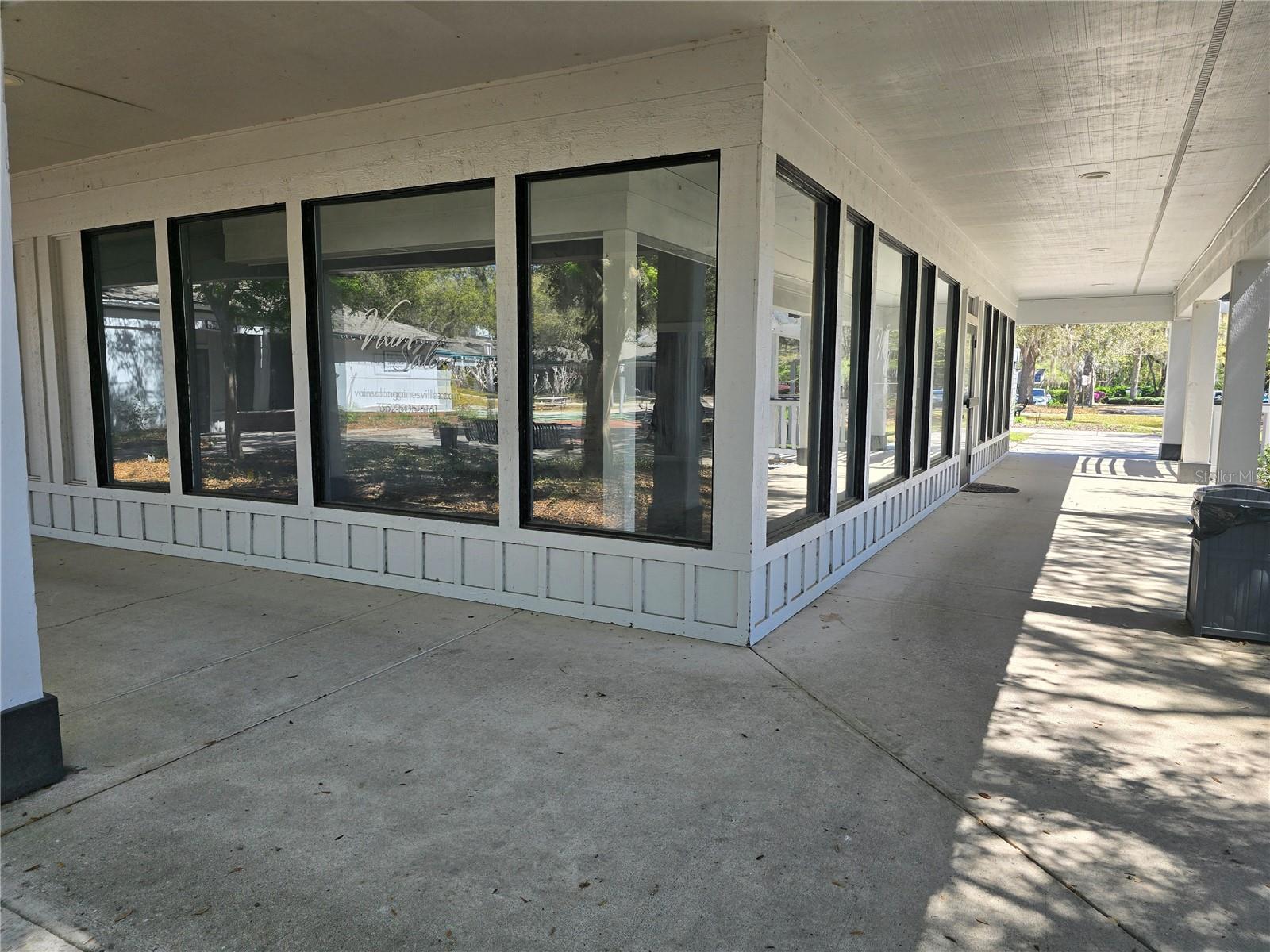 Beautiful salon/retail/office space available for rent in the heart of Gainesville, in the Thornbrooke Village Shopping Plaza. Right across from Gainesville Health and Fitness and popular restaurants, this space is a versatile location for your office or service or retail business. It was previously used as a salon, and has two restrooms. Come check out this space!