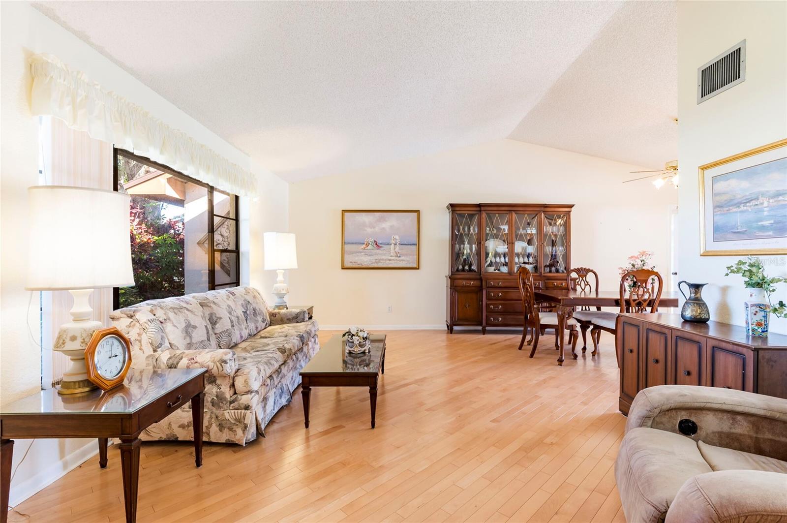 COACHMAN RIDGE - Residential