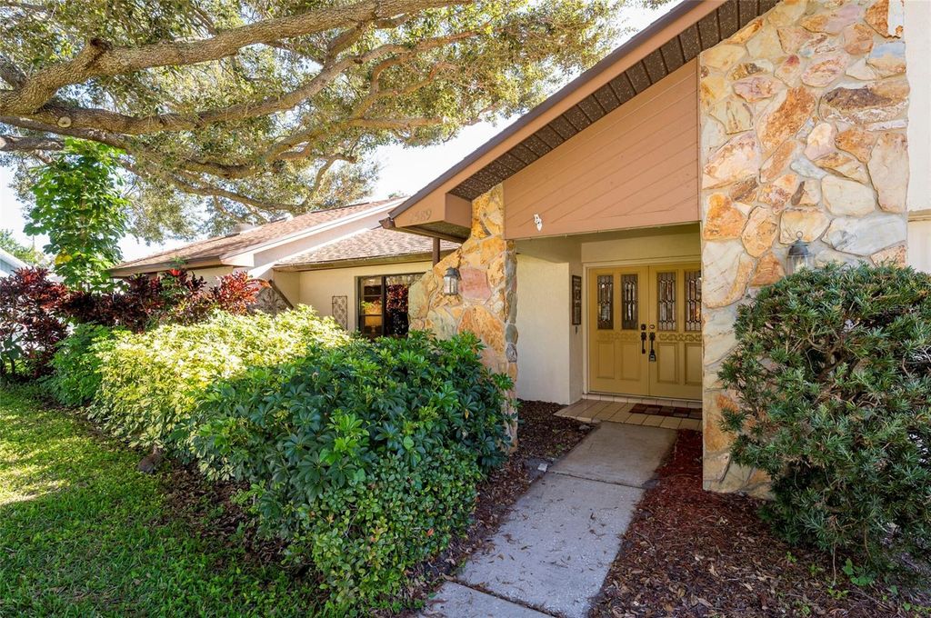 Photo of 1589 Ridge Top Way, Clearwater, FL 33765 (MLS # TB8459605)