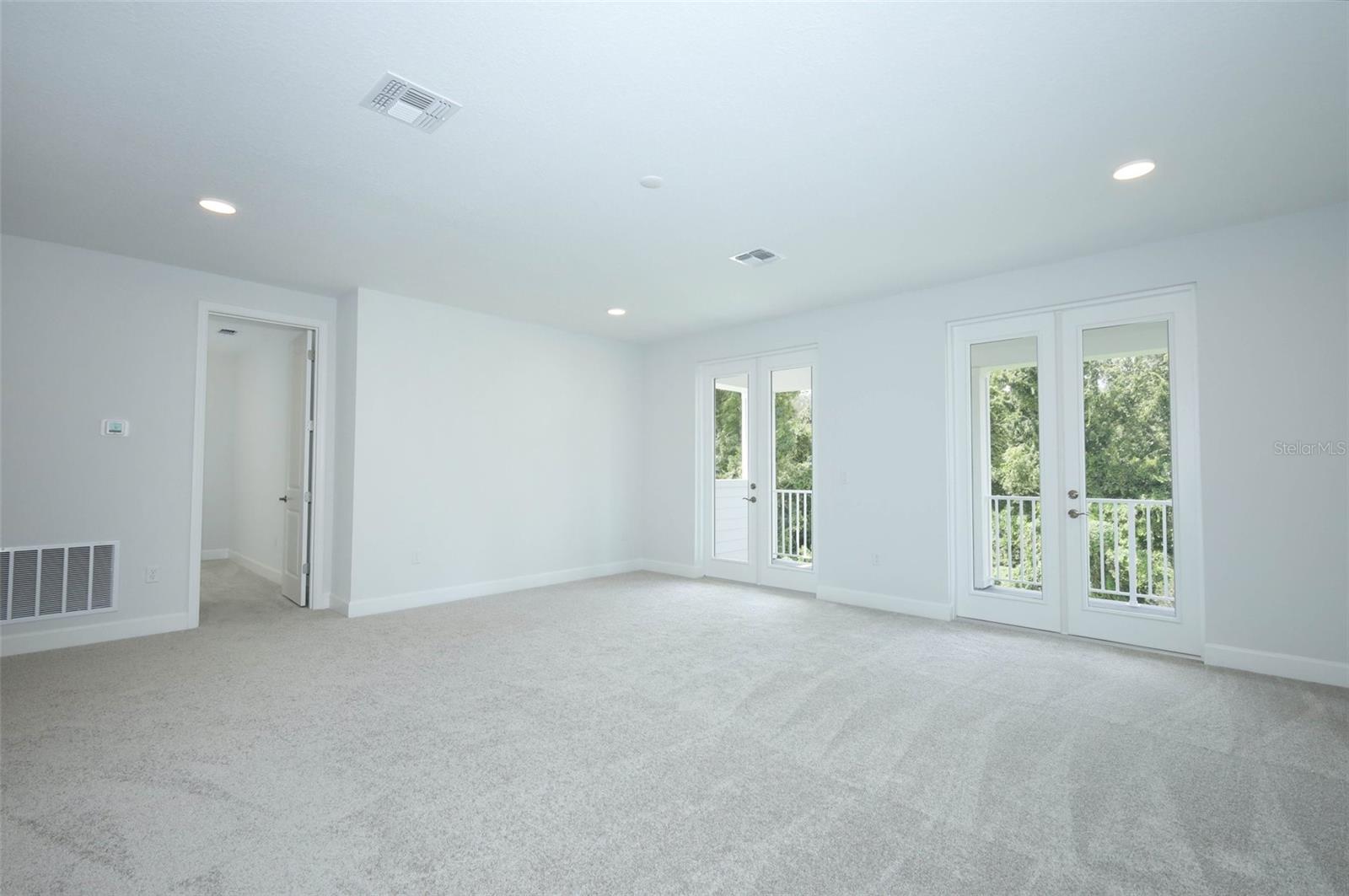 FRANCISCO PARK - Residential