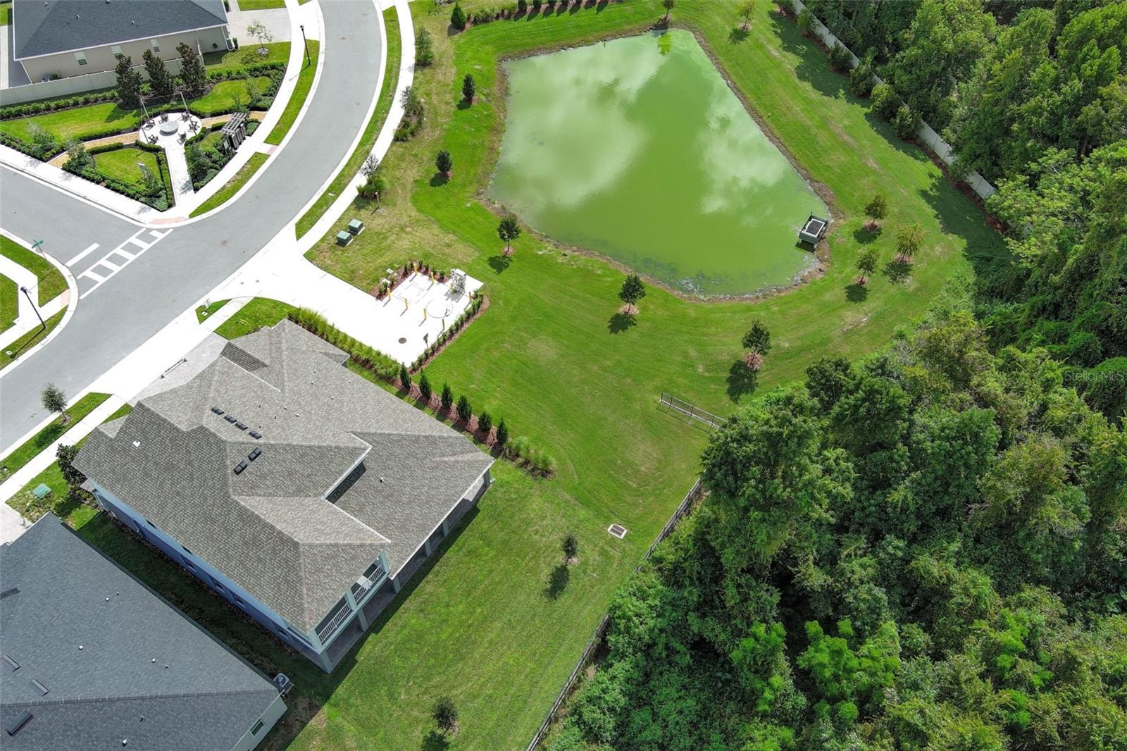 FRANCISCO PARK - Residential