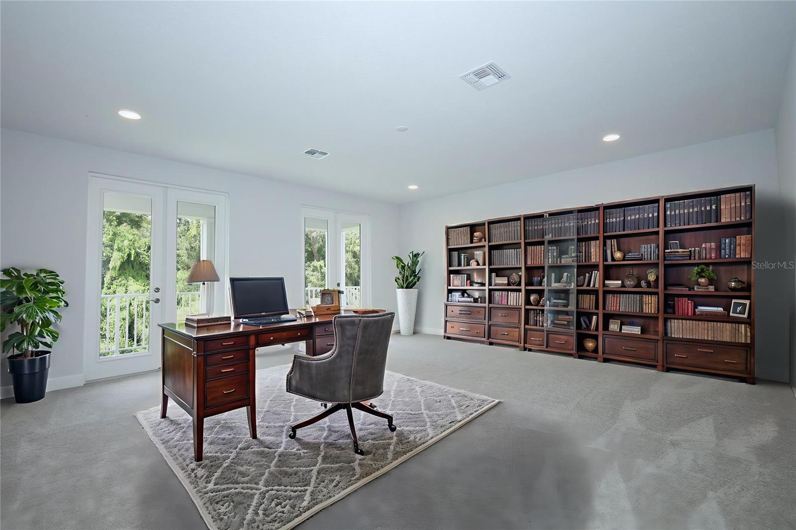 FRANCISCO PARK - Residential