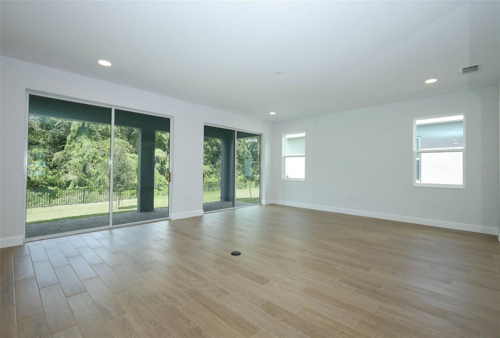 FRANCISCO PARK - Residential