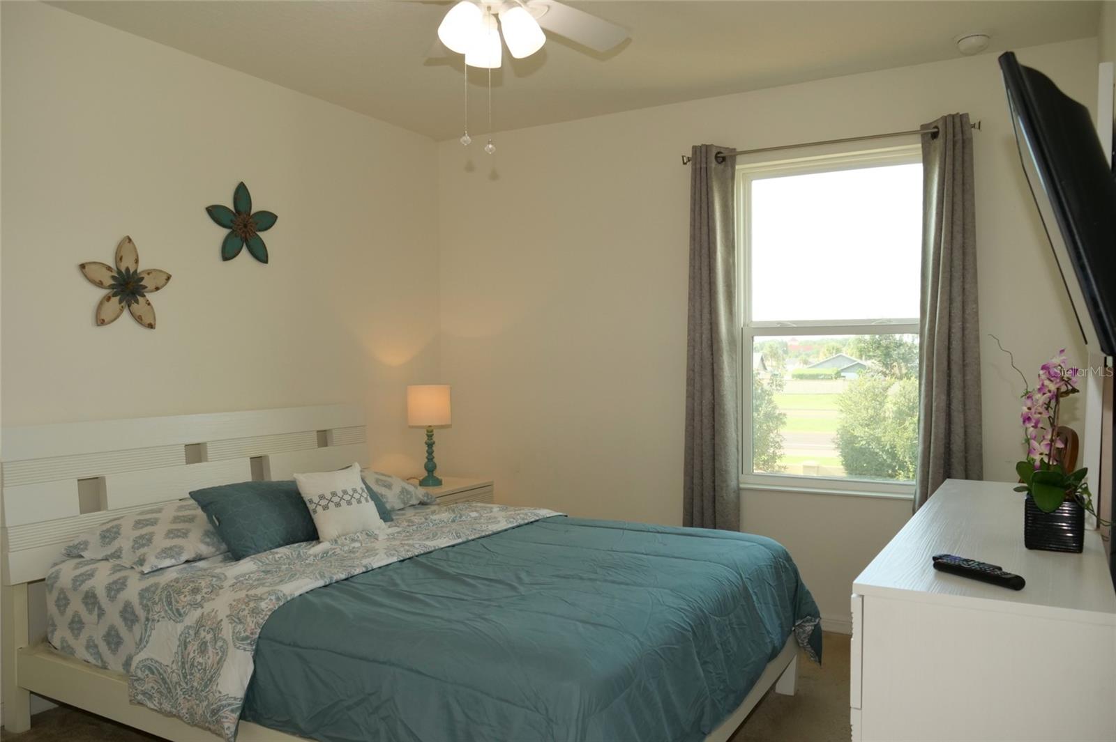 COMPASS BAY UNIT 3 - Residential Lease