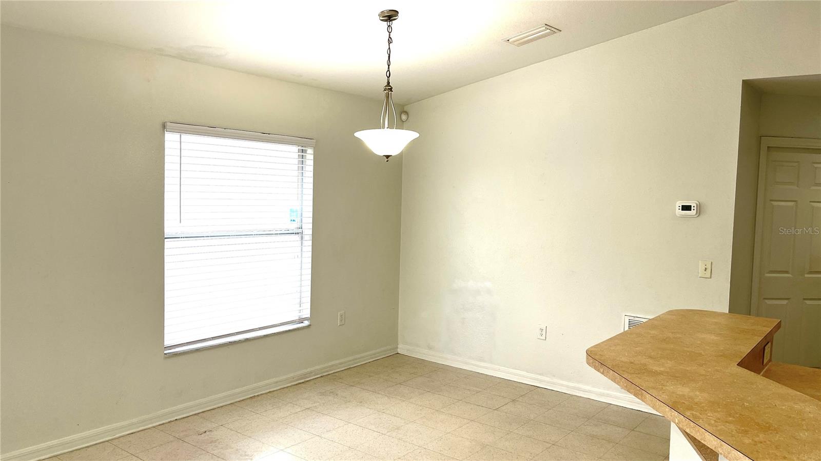 LAKE PARKER TERRACE SUB - Residential Lease