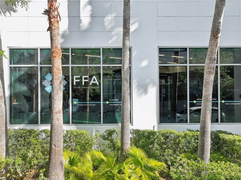 Photo of 401 S 12th Street #2, Tampa, FL 33602 (MLS # TB8359209)