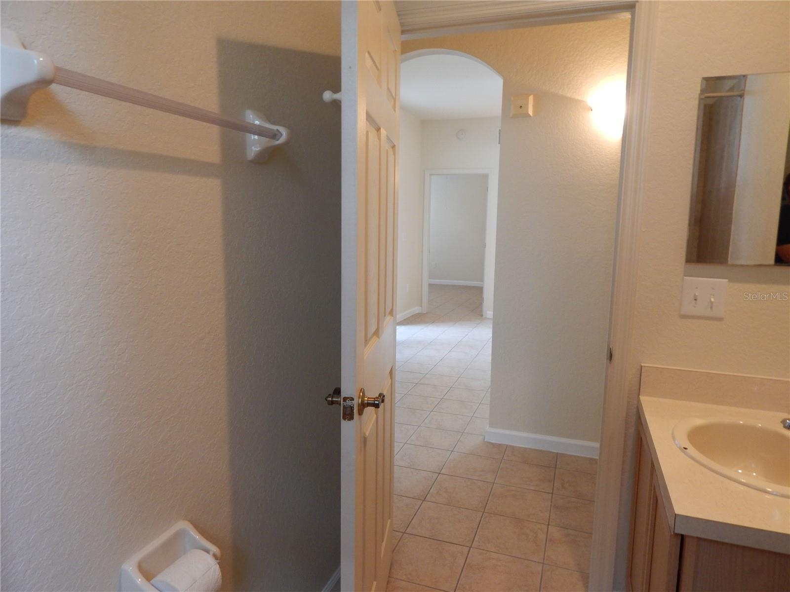 FLORA RIDGE CONDO PH 3 BLDG 6 - Residential