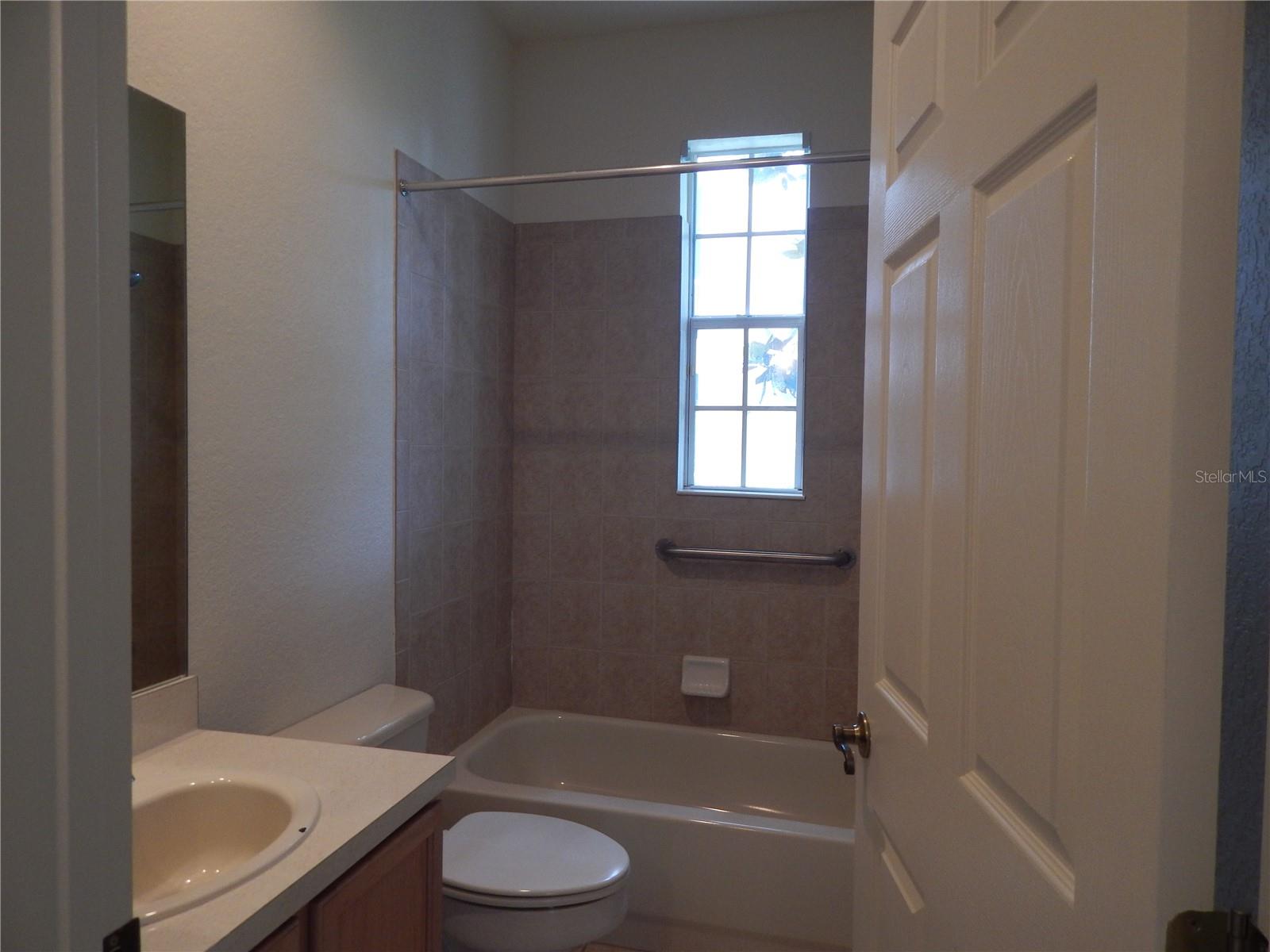 FLORA RIDGE CONDO PH 3 BLDG 6 - Residential