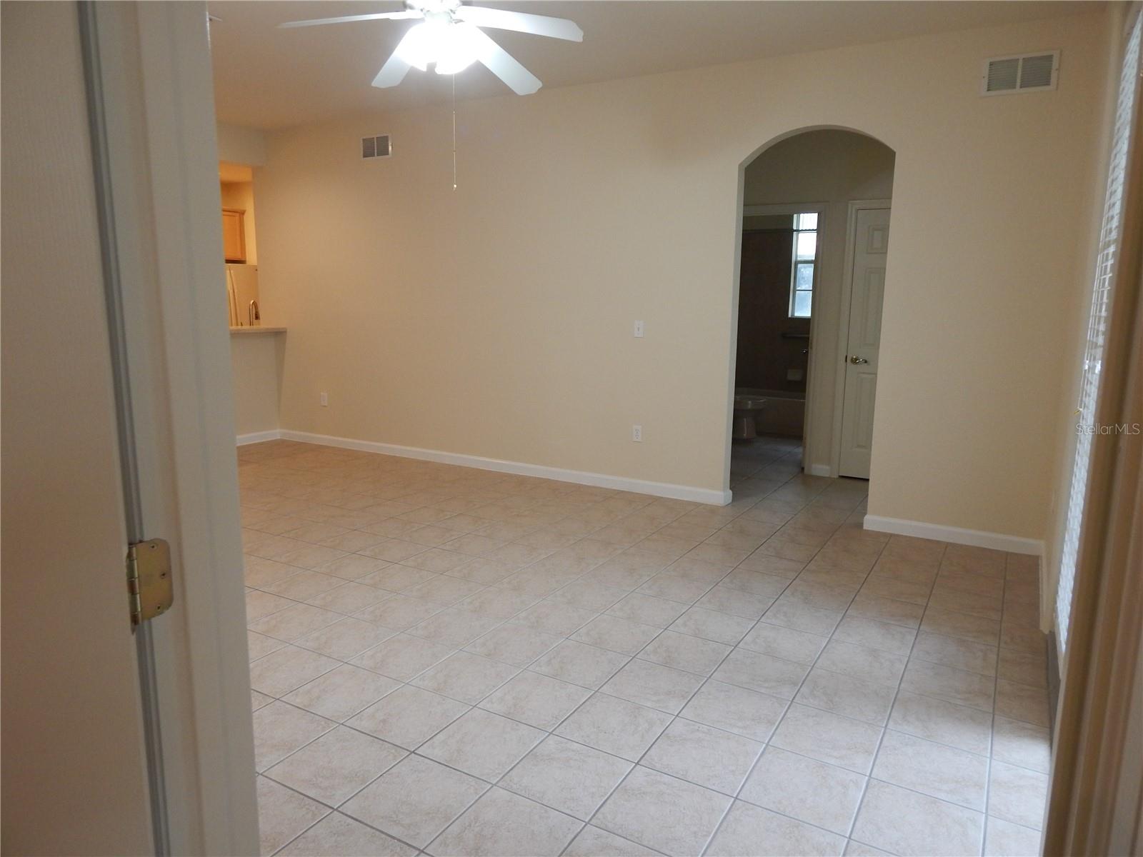 FLORA RIDGE CONDO PH 3 BLDG 6 - Residential