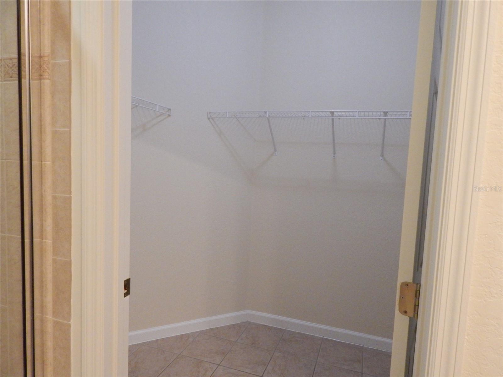 FLORA RIDGE CONDO PH 3 BLDG 6 - Residential
