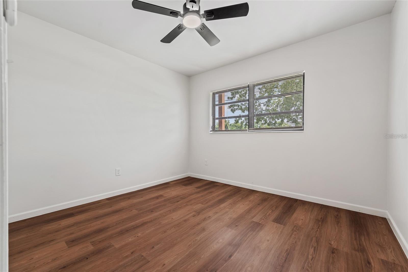 KAY LYNN HEIGHTS - Residential