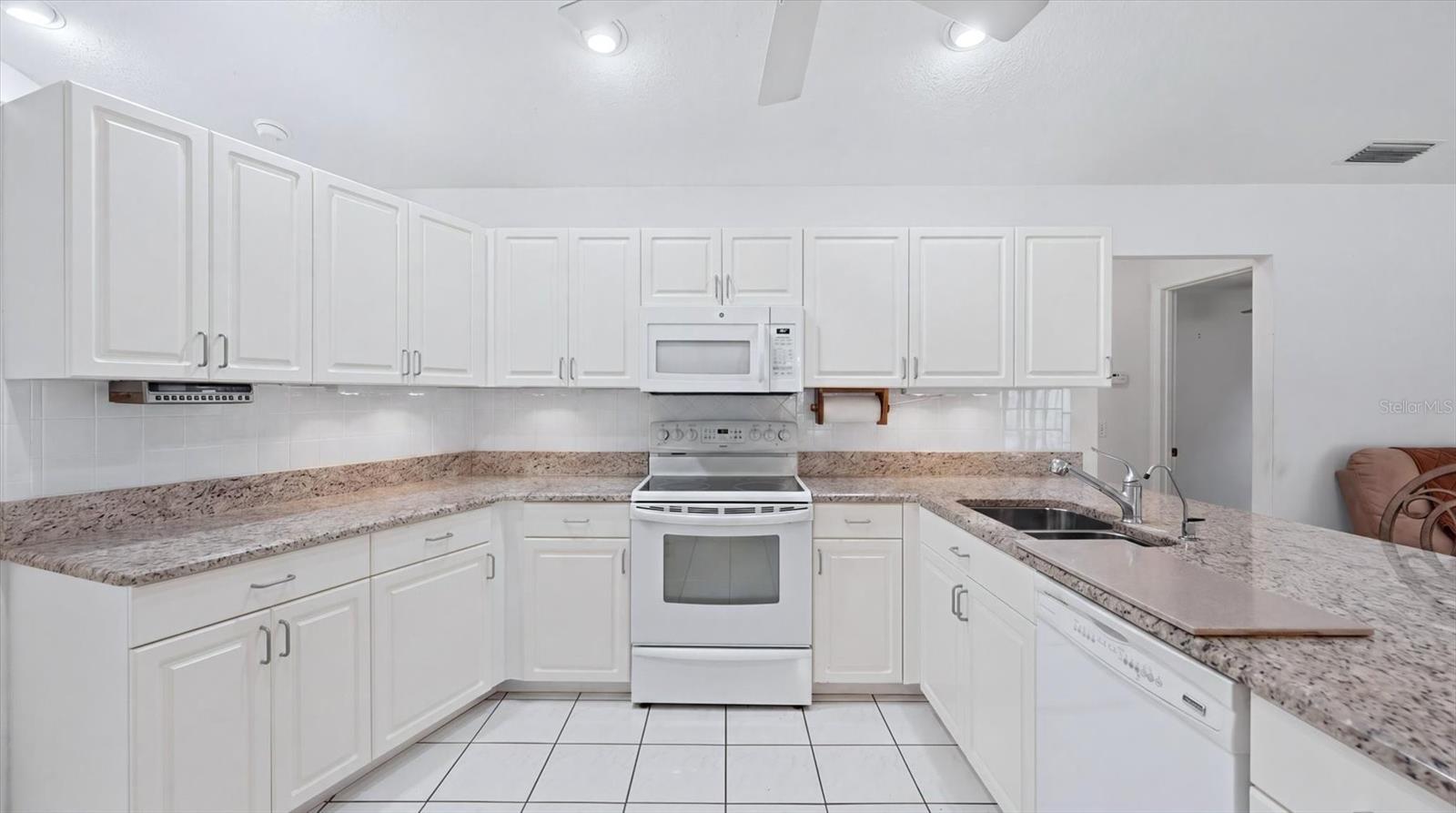 RIVER LANDINGS BLUFFS PH II - Residential
