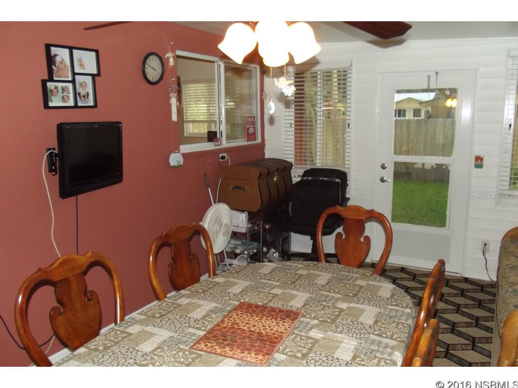 Gas Lite Square - Residential