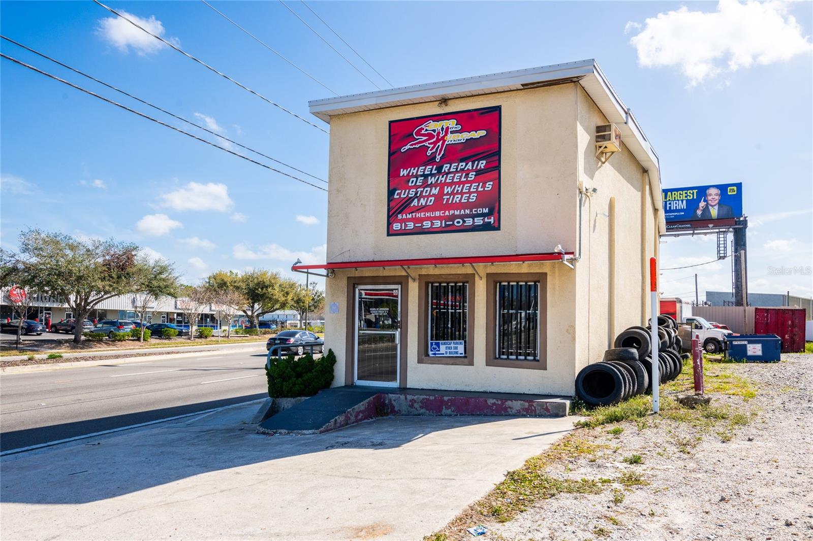 Prime Commercial Property for Sale in Tampa!
Discover an exceptional opportunity to own an iconic Tampa location! This highly visible property boasts approximately 50,000 cars passing by daily, ensuring maximum exposure for your business.
Key Features:
Location: Just 2.6 miles from Busch Gardens, a major Tampa attraction, driving substantial traffic to the area.
Accessibility: Conveniently situated approximately 1 mile from Interstate I-275, providing seamless connectivity.
High Visibility: Perfect for retail, auto, or office space, this property offers unmatched exposure.
Whether you're an investor, entrepreneur, or expanding business, this prime location offers endless possibilities. Don’t miss your chance to secure a property.
Contact us today to schedule a viewing and explore the potential of this fantastic opportunity!