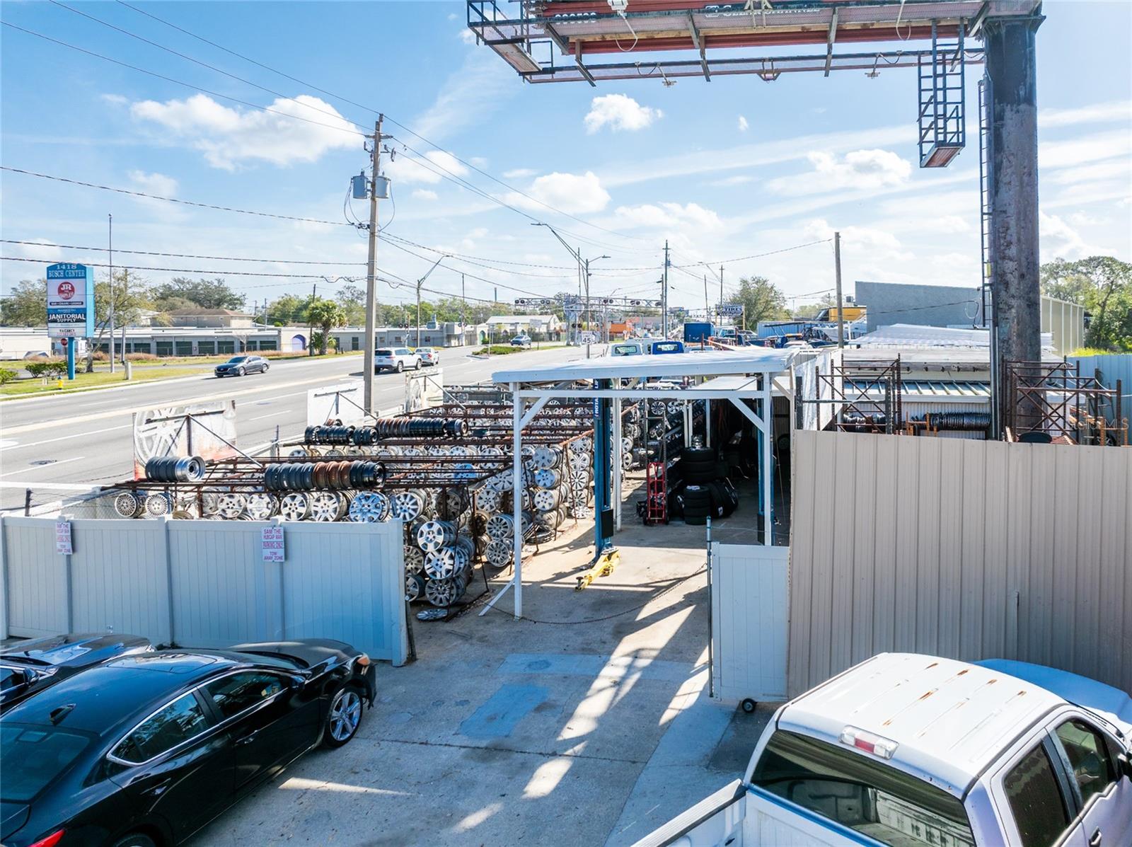 ORANGE TERRACE - Commercial Sale