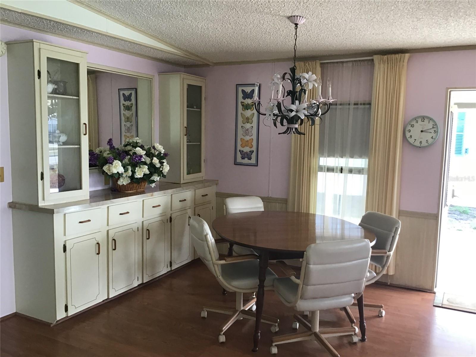 6276 ORIOLE BOULEVARD