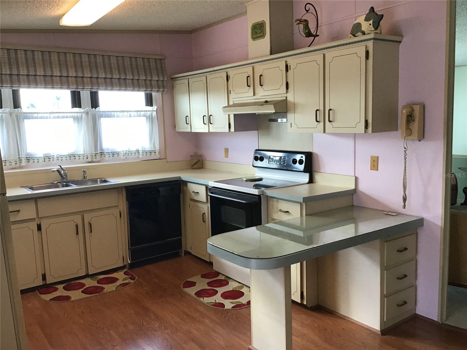 6276 ORIOLE BOULEVARD