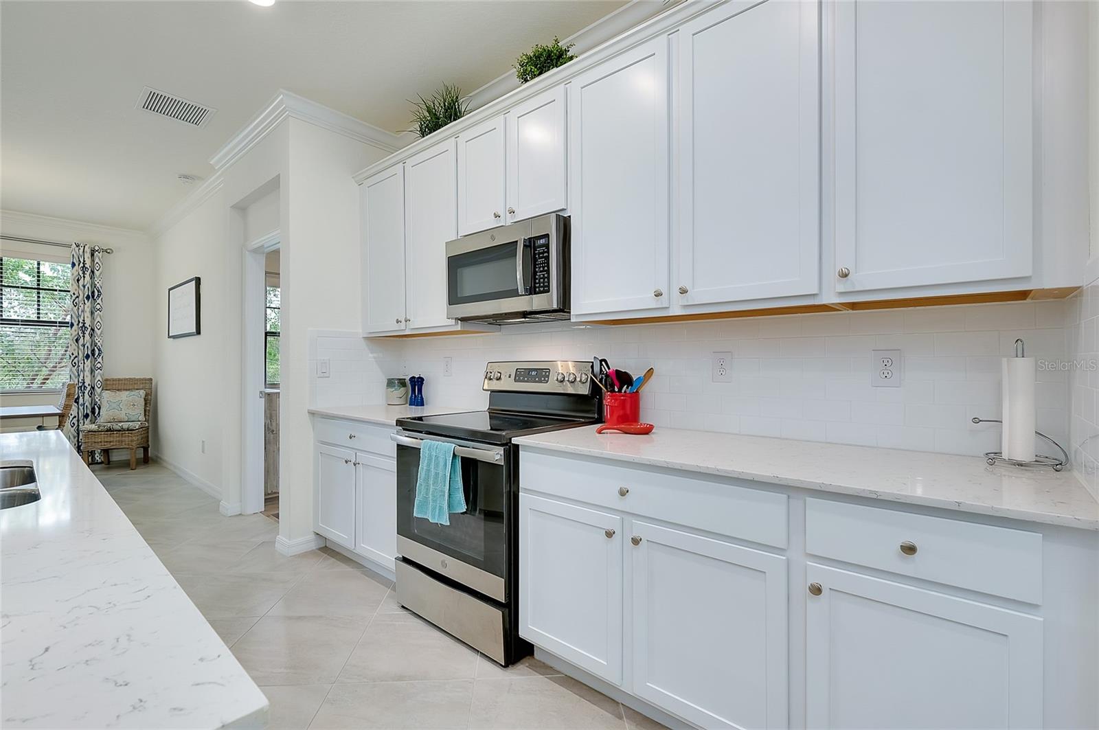 SARASOTA NATIONAL - Residential