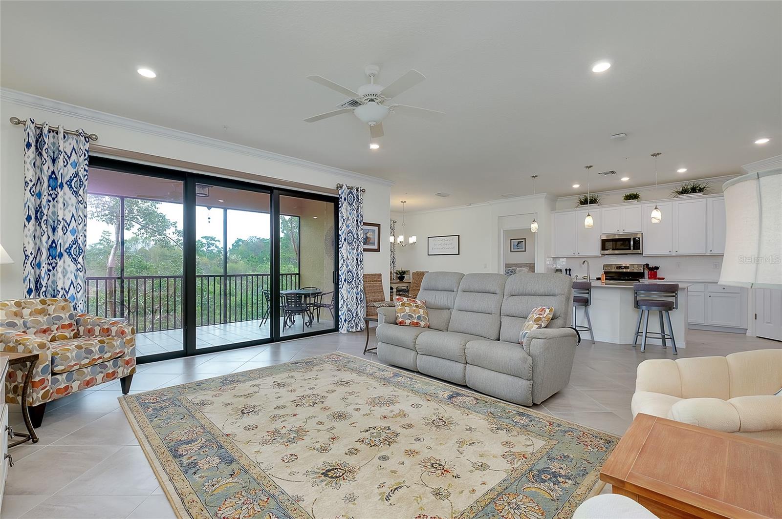 SARASOTA NATIONAL - Residential