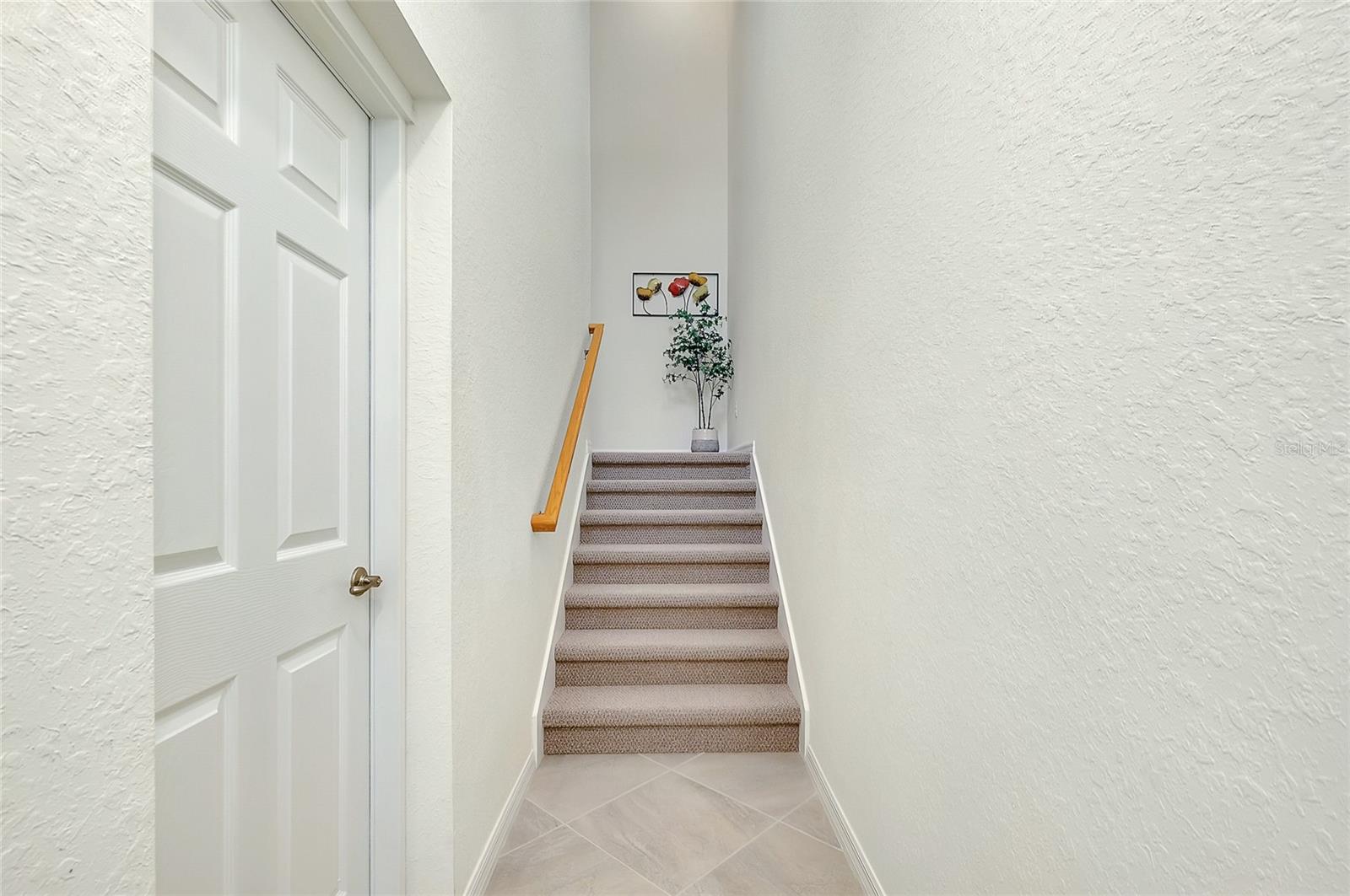 SARASOTA NATIONAL - Residential