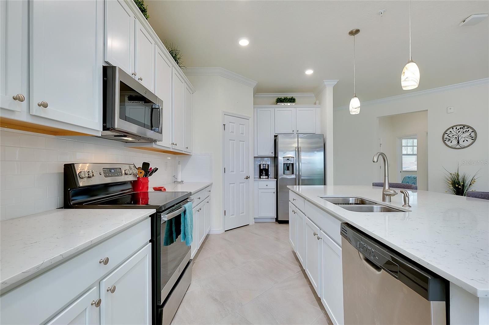 SARASOTA NATIONAL - Residential