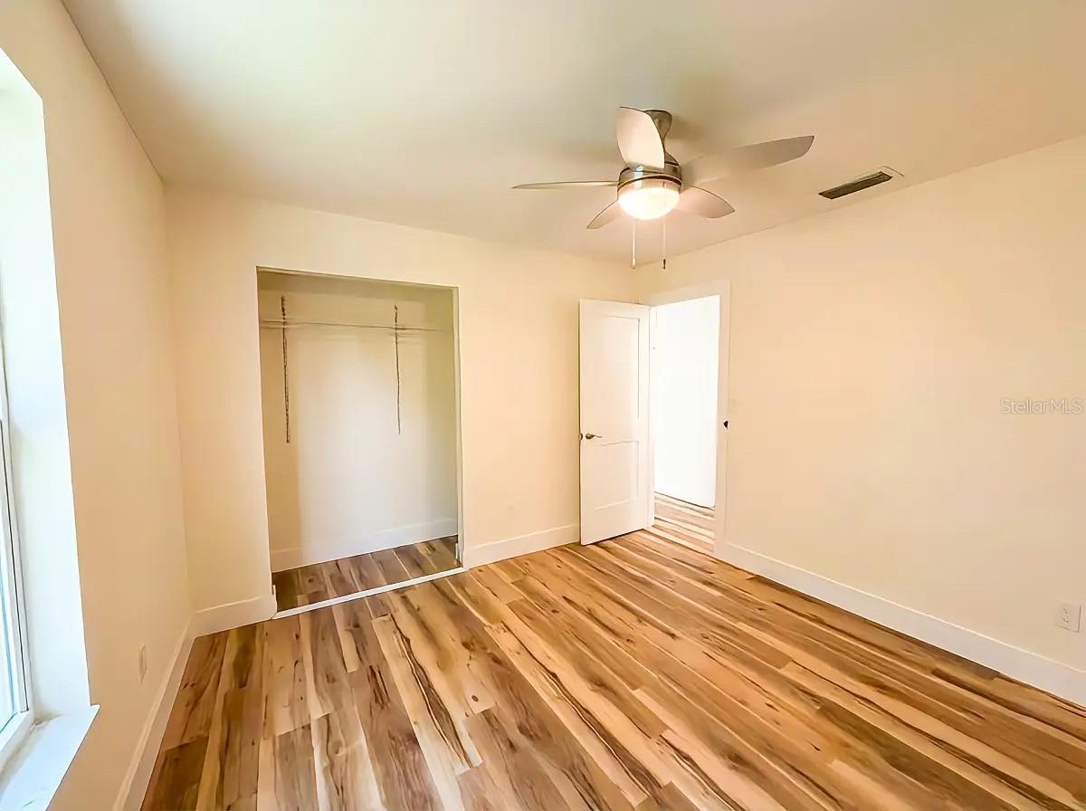 3732 NE 28TH COURT