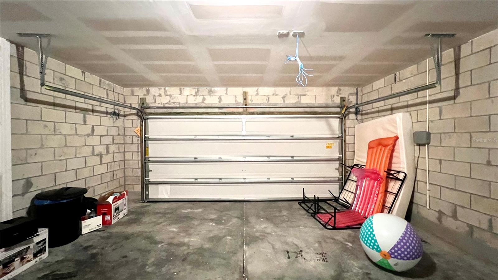 SAWGRASS BAY PH 2A - Residential Lease