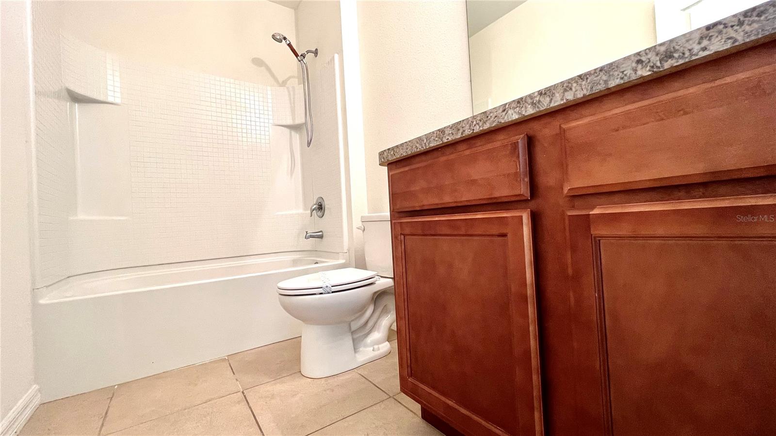 SAWGRASS BAY PH 2A - Residential Lease